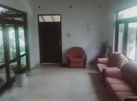 Diamond rock villa