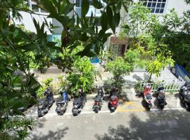 Budget friendly room for rent in hulhumale, hotel v mestu Dhangethi