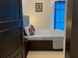 Golden Pearl Reception Hall & Hotel, hotel in Gampola