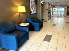 Charlotte Suites by IHG