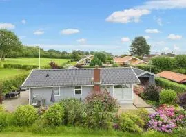 6 person holiday home in Hejls
