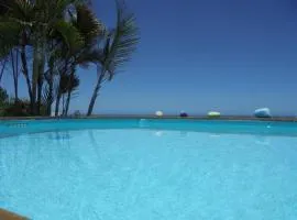 Grand studio 60m2 piscine vue mer