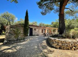 Maison paisible au coeur du Luberon, hotel in Bonnieux