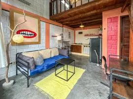 Stylish 1BR Mezzanine Loft with Shared Pool, Gym and Private Kitchen in Canggu