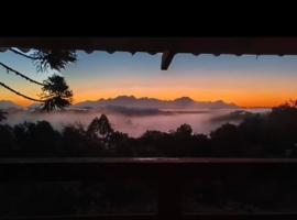 Cabana do Aviador vista Montanhas, hotel in Quatro Barras