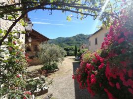 Comfy home in San Godenzo with Lake nearby, hotel a San Godenzo