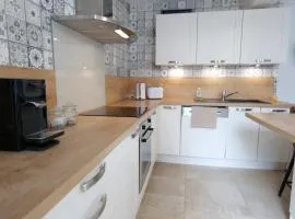 Nid Normand building 1620 - 4 bedrooms - hyper center