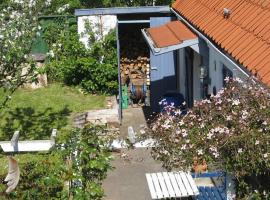 4 person holiday home in Bramming-By Traum，Bramming的飯店