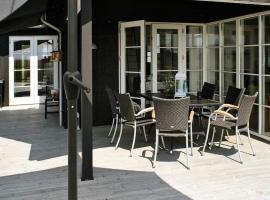 5 star holiday home in Nysted, hotel em Nysted