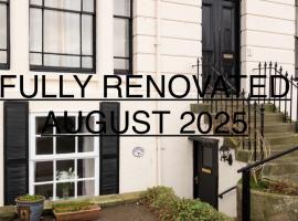 Seawards 2 bedroomed Seafront Filey, khách sạn ở Mijas Costa