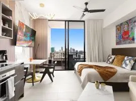 Magic Miami Penthouse Balcony with Insane Ocean & City Views Luxury Resort,Pool,Spa,Heart of Downtown