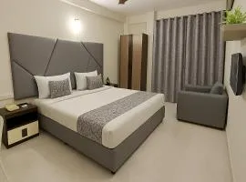 Lake Side Serviced Apartment by Maxxvalue