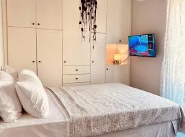 Goutos Tiny