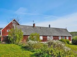 Three-Bedroom Holiday Home Brösarp With A Fireplace 05