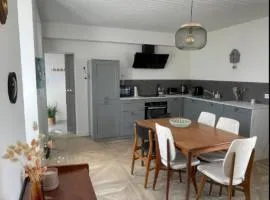 Very nice house 2 steps from the beach