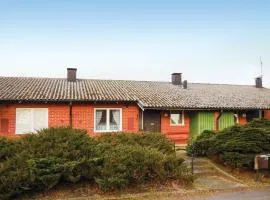 1 Bedroom Lovely Apartment In Kivik