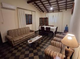 Casa Encarnación, hotel in Encarnación