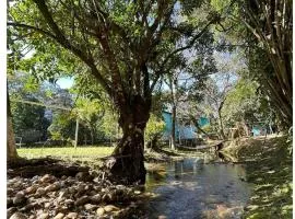 Recanto da Maria - lugar de paz com Rio Privativo