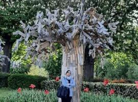 A private room in a flat shared familly home, hotel v destinaci Mulhouse