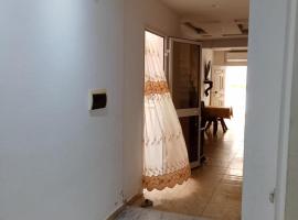 vacation house 120 dt par nuitée kélibia, hotel en Kelibia