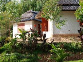 Paradise Resort, hotel in Chabahinga