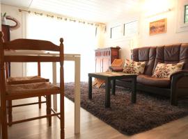 La Songe Ailée - Uriage - Proche Grenoble et Chamrousse - T2 avec terrasse - Jusqu'à 2 personnes - Cure Thermale - Idéal Déplacements professionnels, hotel en Saint-Martin-d'Uriage