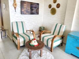 blue perl appt luxury services pool 2 min from beach, hotel v destinaci Essaouira