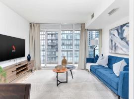 Charming Condo w Private Patio in Quiet Capreol, apartamento en Toronto