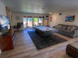 NVH0823 - Sadies Hustle home, hotel in Lincoln Park