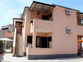 Apartments Garden, hotel in Rovinj