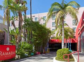 Ramada Plaza by Wyndham West Hollywood Hotel & Suites, готель у Лос-Анджелесі