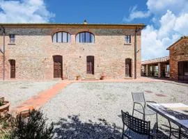Apartment in Peccioli with Pool and Wine Tasting