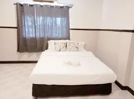 X Mitr Inn Phuket Oldtown - มิตรอินน์ ภูเก็ต โอลทาวน์