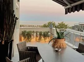 Sea View Residence by MD