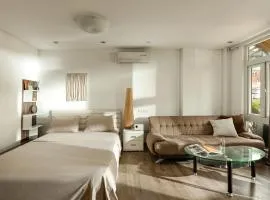 Best for two Balcony-Bathtub-City View Rooftop