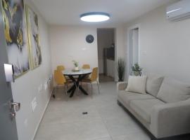 Gold House, ubytovanie s k&uacute;peľmi onsen v destin&aacute;cii Bet Shemesh