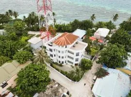 Handhu Runbaa Inn - Dhangethi