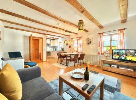 Bayerwaldhaus - Tradition trifft Moderne，Waffenbrunn的小屋