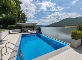 Villa Tikvesh Lake, hotel in Kavadarci