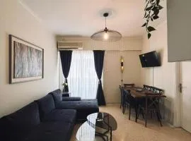 Syntagma Artist Apartment 2BR 9G