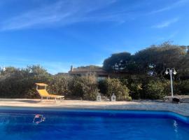 CASA VALENTINA VIVIENDA TURISTICA ET6135, hotel a Es Caló de Sant Agustí