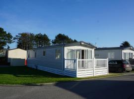 Sarahs Retreat, hotel in Par