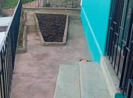 Arriendo casa cerca de playa