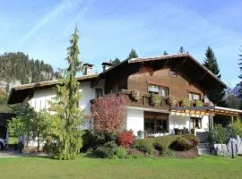 Apartment in Hinterbichl near Ski Bus