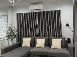 A single house on the corner for privacy