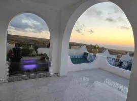 The Sunset roost