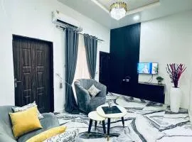 Apartmenteccentric