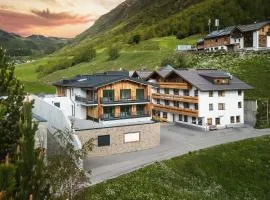 Die Sabine & dein Hotel in Galtür