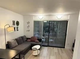 Modern 3BR Townhouse near UW