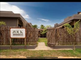 하파라팅가에 위치한 호텔 Casa Zouk, charme e alto padrão